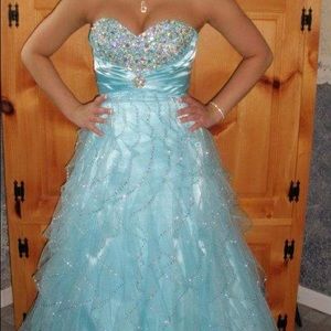 Prom dress